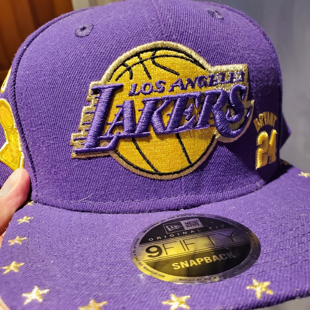 RARE KOBE BRYANT NEW ERA 9FIFTY COLLECTIBLE  SNAPBACK